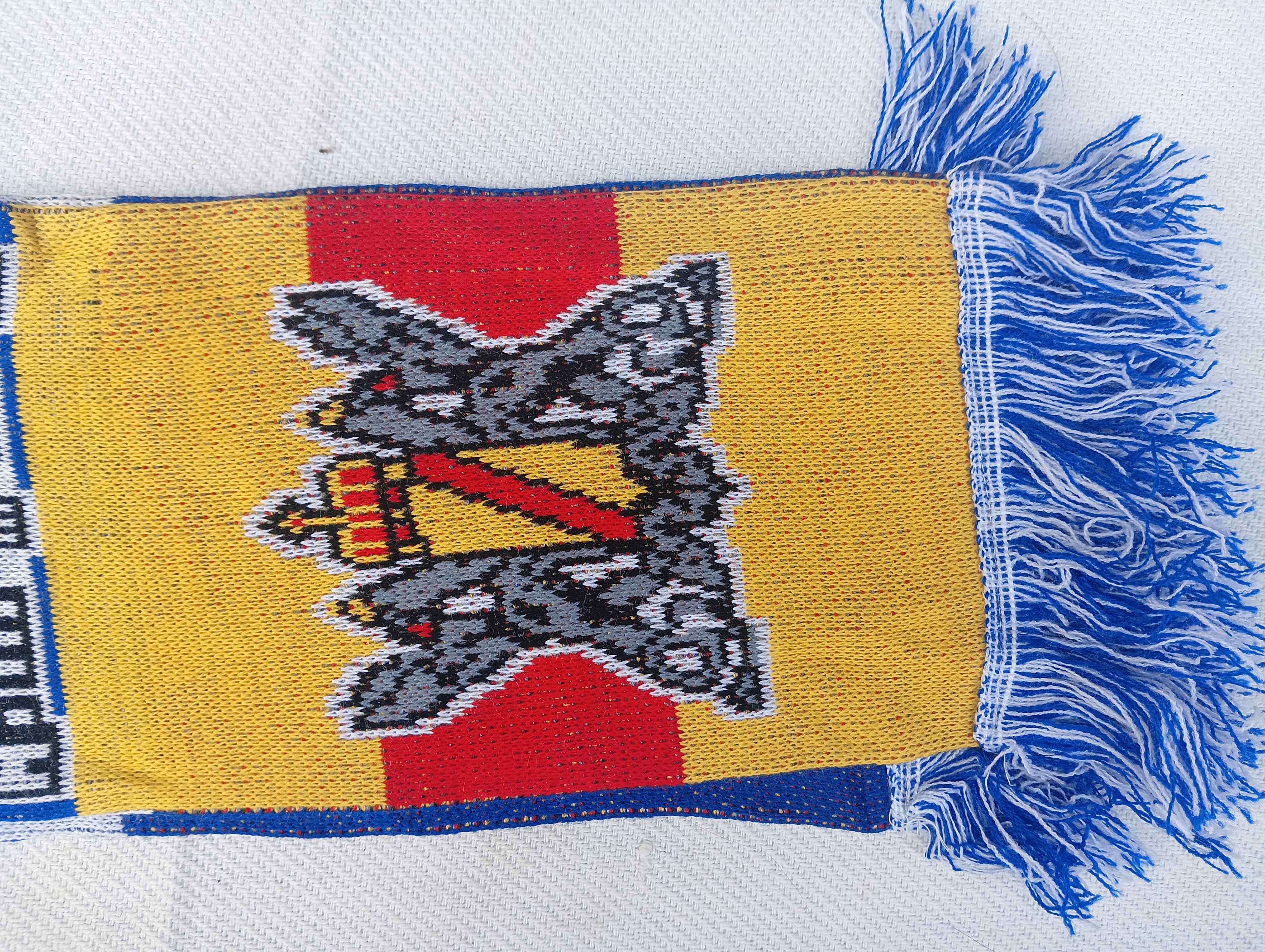 scarf   ( mukhlar )